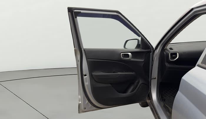 2021 Hyundai VENUE S 1.2, Petrol, Manual, 29,326 km, LHS Front Door