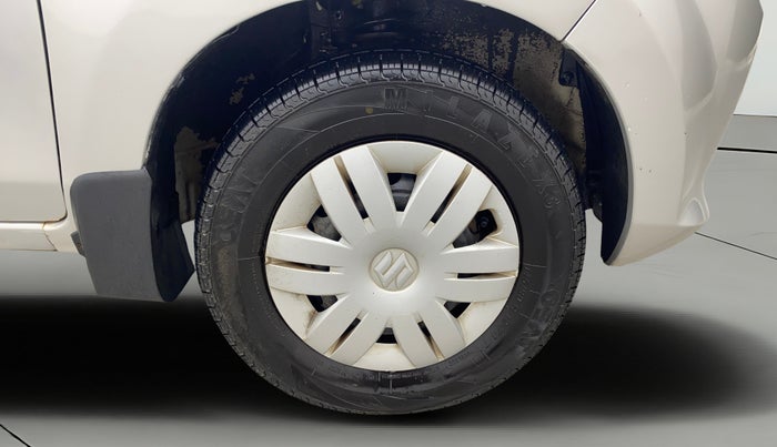 2016 Maruti Alto 800 LXI, Petrol, Manual, 35,645 km, Right Front Wheel