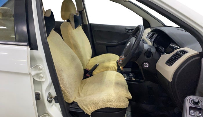 2015 Tata Zest XM 90PS DIESEL, Diesel, Manual, 32,782 km, Right Side Front Door Cabin