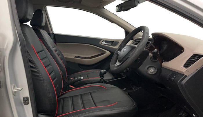 2015 Hyundai Elite i20 SPORTZ 1.2, Petrol, Manual, 70,521 km, Right Side Front Door Cabin