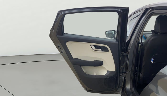 2024 Tata ALTROZ XZ PETROL, Petrol, Manual, 6,794 km, LHS Rear Door