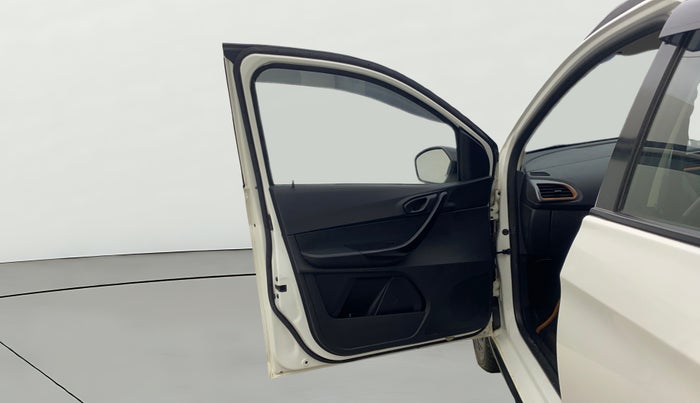 2018 Tata TIAGO NRG PETROL, Petrol, Manual, 20,317 km, LHS Front Door