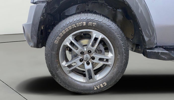 2022 Mahindra Thar LX HARD TOP 4WD MT, Diesel, Manual, 50,593 km, Left Front Wheel