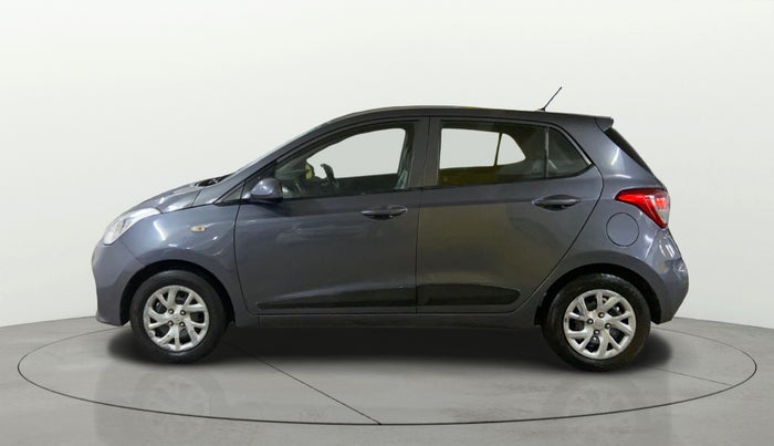 2017 Hyundai Grand i10 SPORTZ 1.2 KAPPA VTVT, CNG, Manual, 1,07,596 km, Left Side