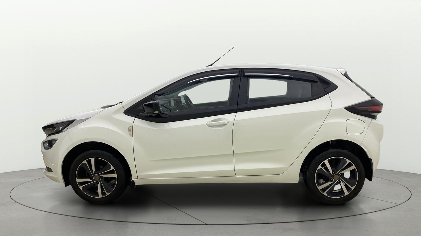 2023 Tata ALTROZ XZ (O) PETROL, Petrol, Manual, 52,627 km, Left Side