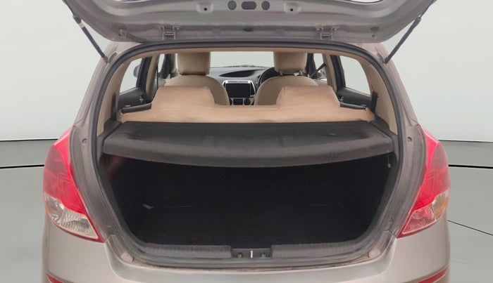 2013 Hyundai i20 MAGNA 1.2, Petrol, Manual, 74,070 km, Boot Open Zoomed View