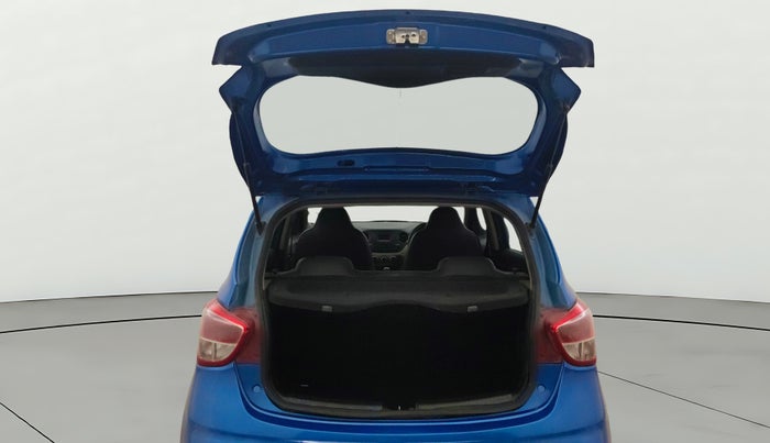 2018 Hyundai Grand i10 MAGNA 1.2 KAPPA VTVT, Petrol, Manual, 29,866 km, Boot Door Open