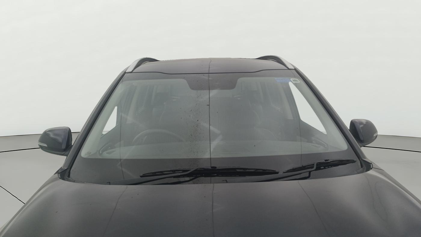 2023 KIA CARENS PRESTIGE PLUS 1.5 PETROL DCT 7 STR, Petrol, Automatic, 15,577 km, Front Windshield