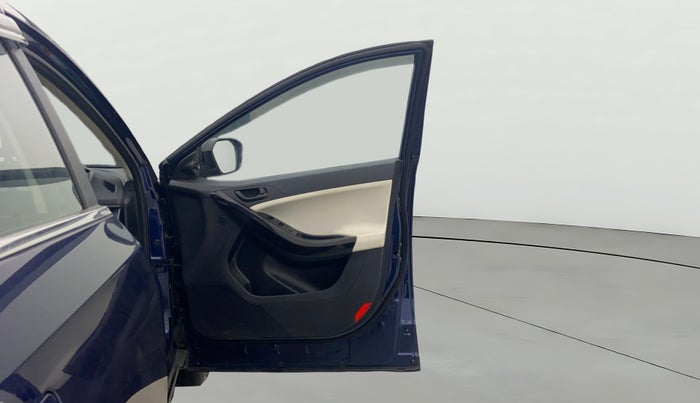 2025 Tata Curvv Creative 1.2 Petrol 6MT, Petrol, Manual, 13,302 km, RHS Front Door