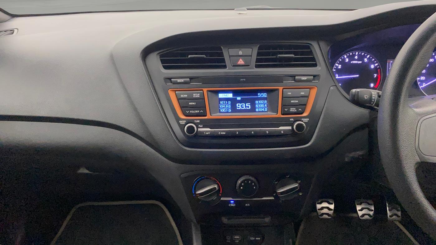 2017 Hyundai i20 Active 1.2 BASE, Petrol, Manual, 89,767 km, Air Conditioner