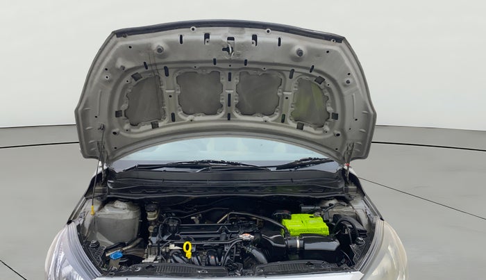 2013 Hyundai i20 MAGNA 1.2, Petrol, Manual, 1,11,877 km, Open Bonet