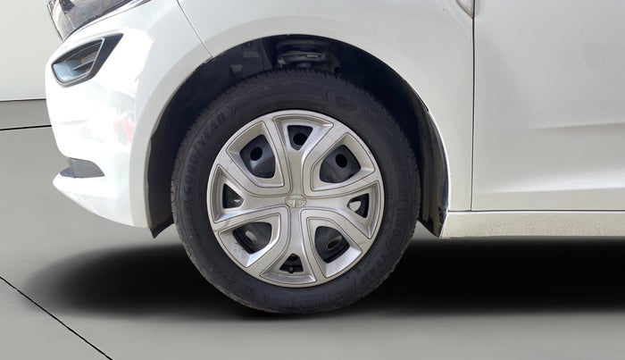 2022 Tata ALTROZ XM PLUS PETROL, Petrol, Manual, 69,373 km, Left Front Wheel