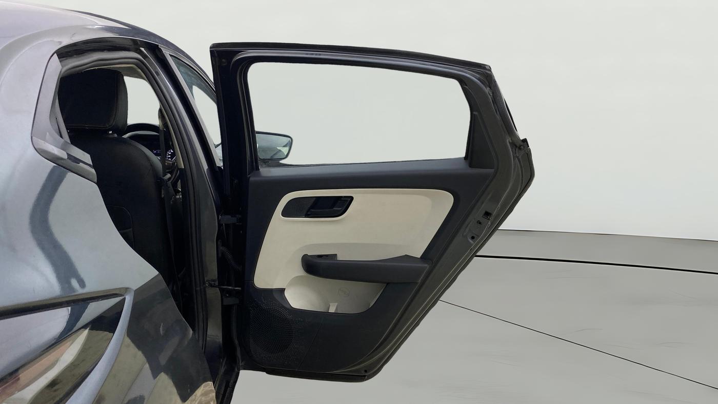 2021 Tata ALTROZ XM PLUS PETROL, Petrol, Manual, 55,080 km, RHS Rear Door