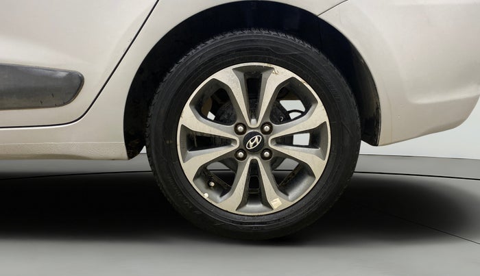 2015 Hyundai Xcent SX AT 1.2 (O), Petrol, Automatic, 1,37,994 km, Left Rear Wheel