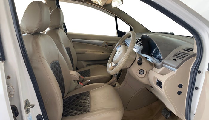2018 Maruti Ertiga VXI AT, Petrol, Automatic, 58,080 km, Right Side Front Door Cabin