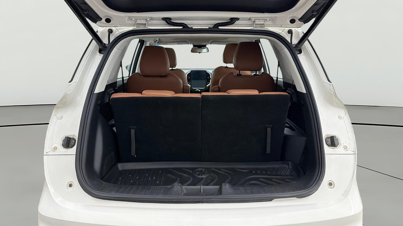 2020 MG HECTOR PLUS SHARP 1.5 PETROL TURBO DCT 6-STR, Petrol, Automatic, 32,671 km, Boot Open Zoomed View