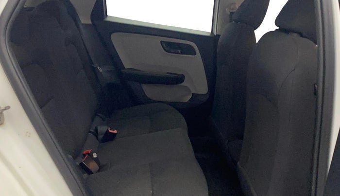 2022 Tata ALTROZ XM PLUS PETROL, Petrol, Manual, 79,466 km, Right Side Rear Door Cabin