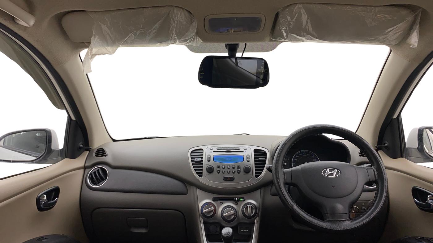 2015 Hyundai i10 SPORTZ 1.1, Petrol, Manual, 59,954 km, Dashboard