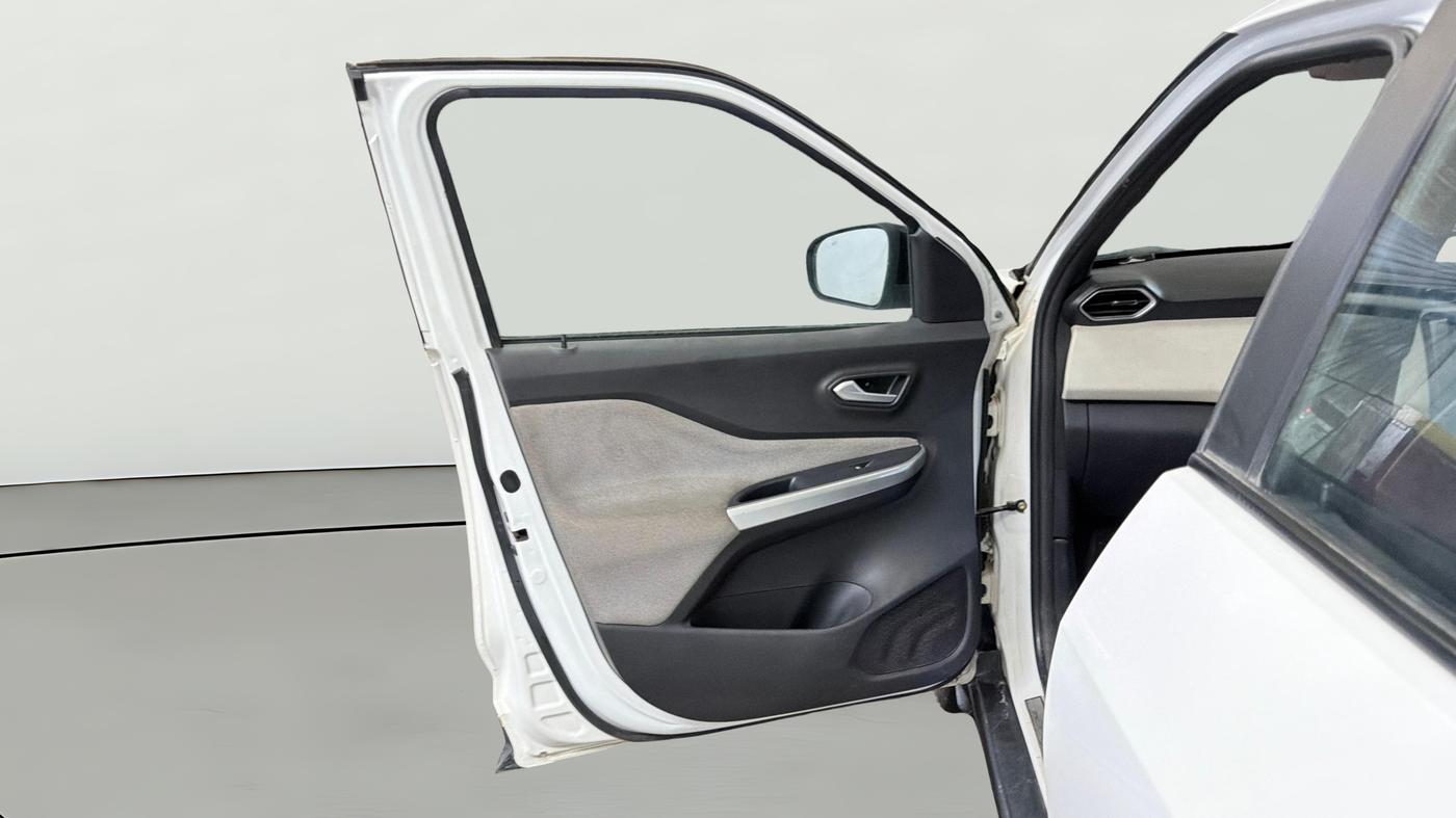 2022 Nissan MAGNITE XL, Petrol, Manual, 28,339 km, LHS Front Door
