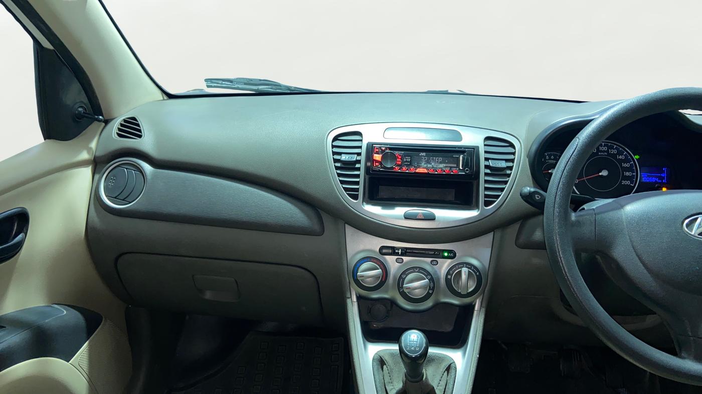 2015 Hyundai i10 MAGNA 1.1, Petrol, Manual, 1,00,643 km, Air Conditioner