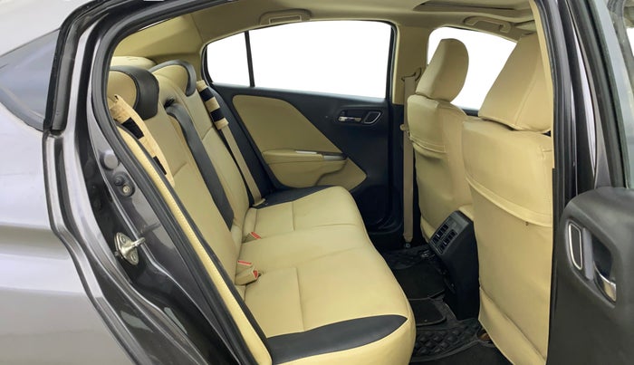 2017 Honda City 1.5L I-VTEC VX CVT, Petrol, Automatic, 92,777 km, Right Side Rear Door Cabin