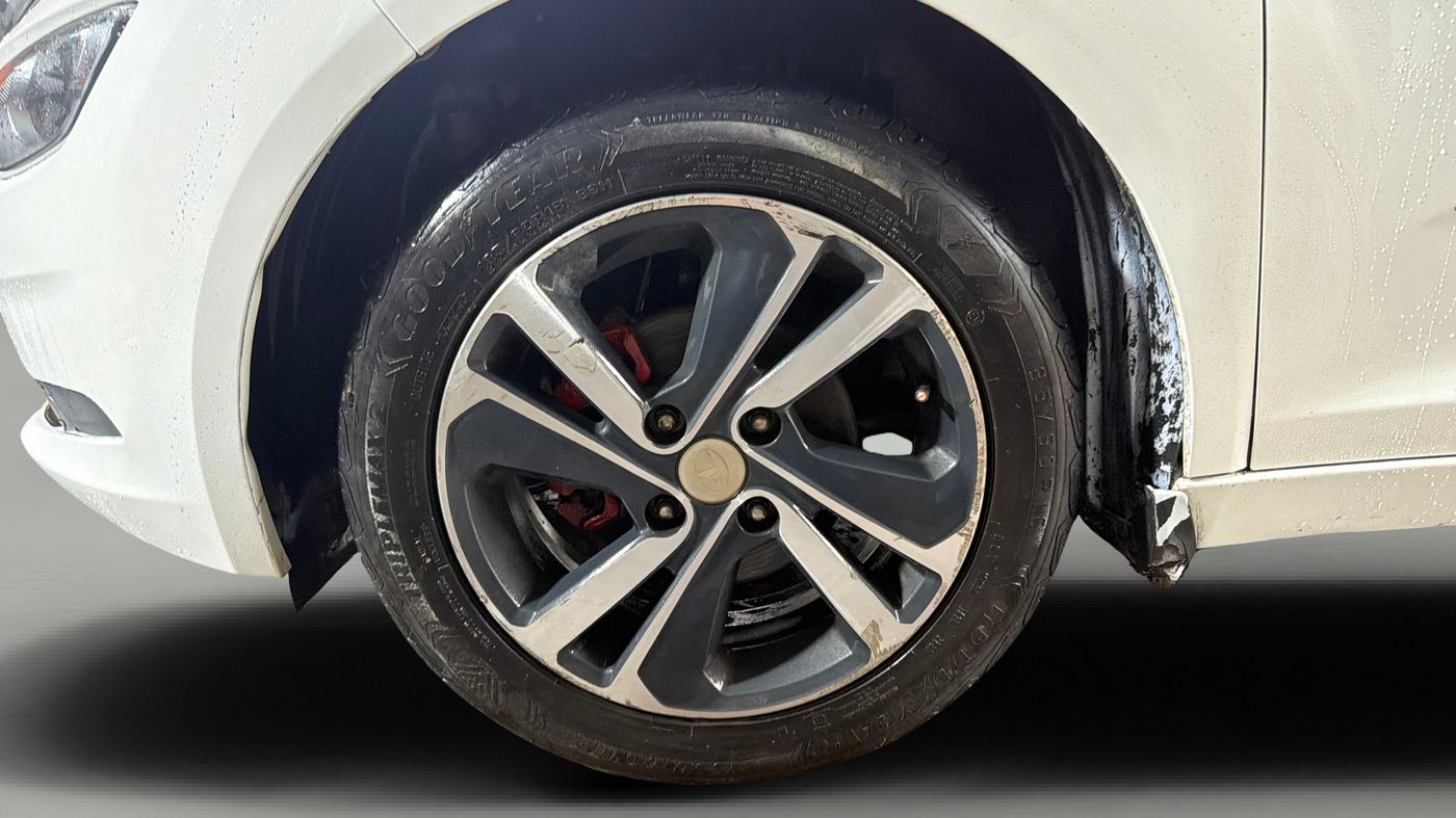 2023 Tata ALTROZ XZ PLUS SUNROOF CNG, CNG, Manual, 81,056 km, Left Front Wheel