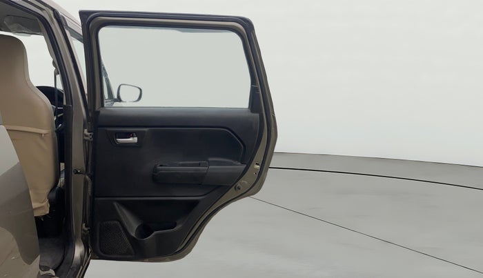 2021 Maruti New Wagon-R VXI (O) 1.0, Petrol, Manual, 40,746 km, RHS Rear Door