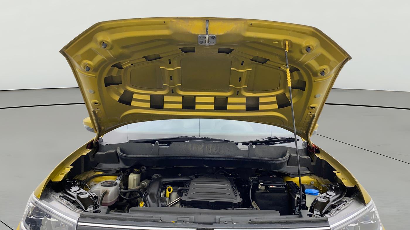 2023 Volkswagen TAIGUN TOPLINE 1.0 TSI AT, Petrol, Automatic, 34,848 km, Open Bonet