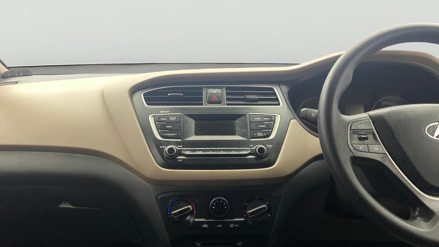 2018 Hyundai Elite i20 SPORTZ 1.2, Petrol, Manual, 1,31,301 km, Air Conditioner