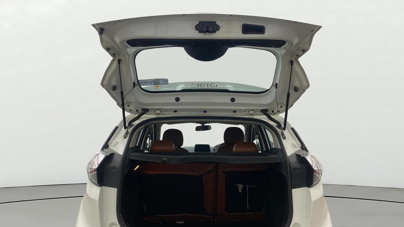 2023 Tata NEXON XZ PLUS DIESEL, Diesel, Manual, 1,38,752 km, Boot Door Open