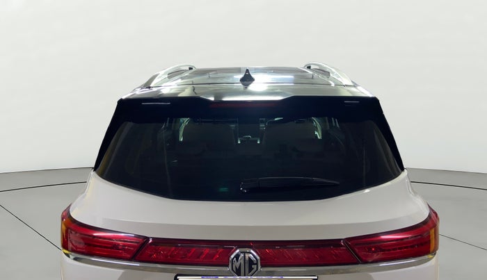 2023 MG HECTOR SHARP PRO 1.5 PETROL TURBO CVT PETROL, Petrol, Automatic, 35,895 km, Rear Windshield