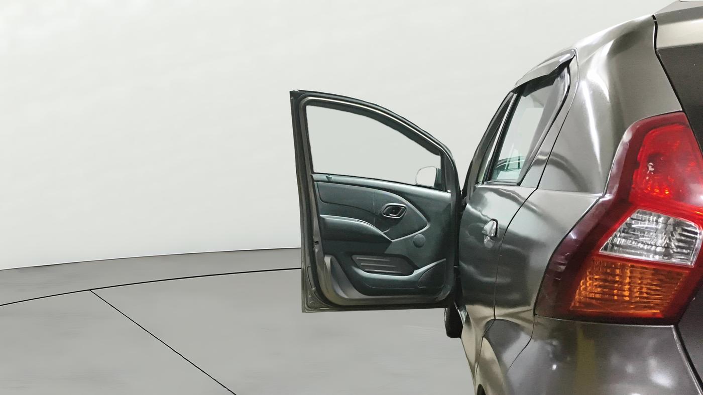2017 Datsun Redi Go T (O), Petrol, Manual, 90,090 km, LHS Front Door