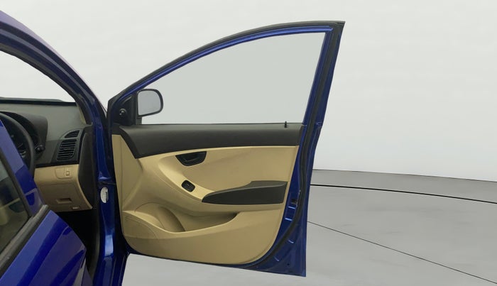 2014 Hyundai Eon MAGNA +, Petrol, Manual, 31,965 km, RHS Front Door