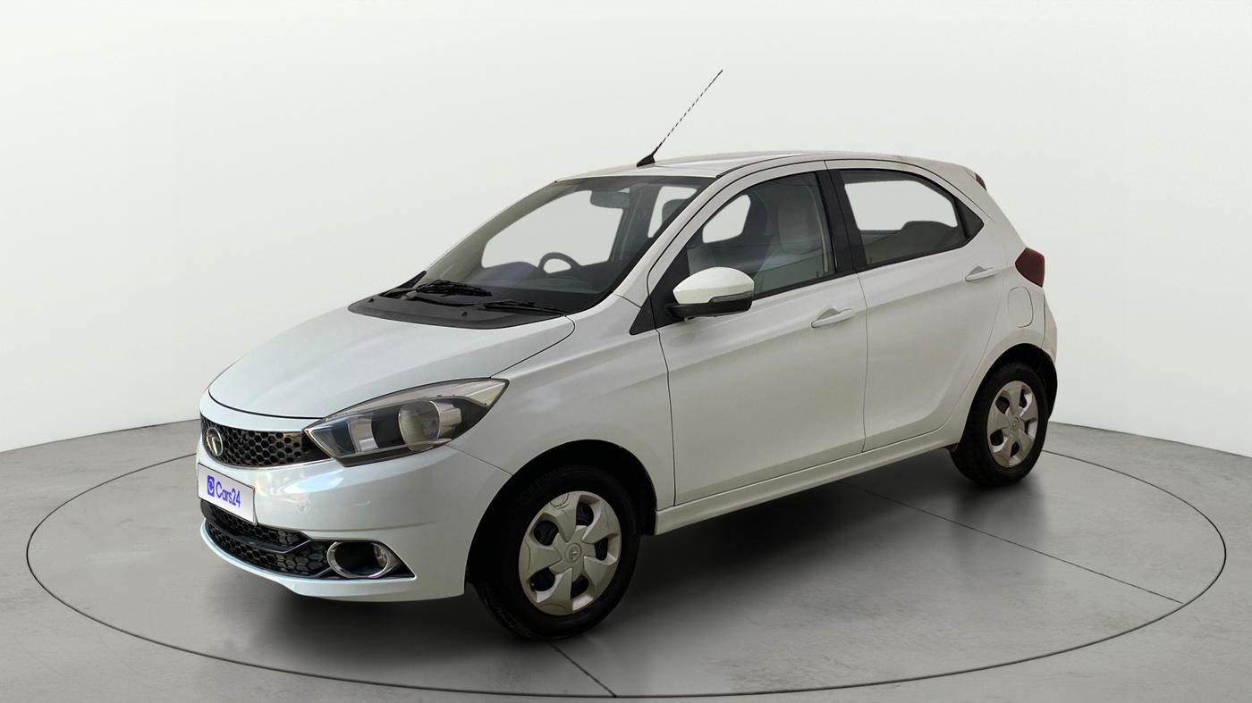 2016 Tata Tiago XZ PETROL, Petrol, Manual, 39,439 km, Left Front Diagonal