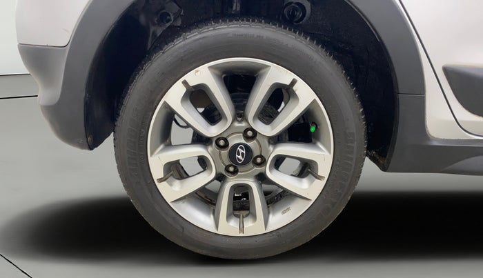 2016 Hyundai i20 Active 1.2 SX, Petrol, Manual, 85,705 km, Right Rear Wheel