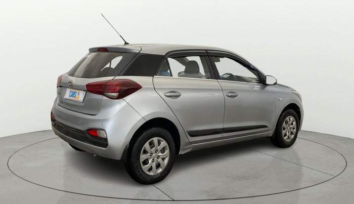 2020 Hyundai Elite i20 MAGNA PLUS 1.2, Petrol, Manual, 27,703 km, Right Back Diagonal