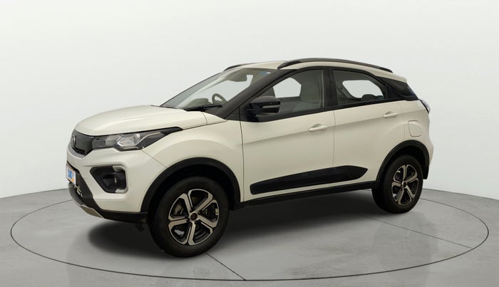 2022 Tata NEXON XZA PLUS (PREMIUM) PETROL, Petrol, Automatic, 43,680 km, Left Front Diagonal