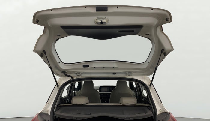 2023 Hyundai GRAND I10 NIOS SPORTZ AMT 1.2 KAPPA VTVT, Petrol, Automatic, 53,757 km, Boot Door Open