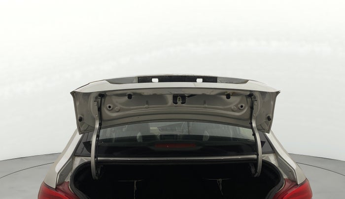 2016 Tata Zest XT 90PS DIESEL, Diesel, Manual, 52,419 km, Boot Door Open