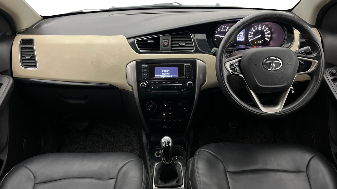 2016 Tata Zest XM PETROL, Petrol, Manual, 24,987 km, Dashboard