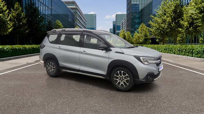 2022 Maruti XL6 ALPHA AT, Petrol, Automatic, 81,053 km, Right Front Diagonal