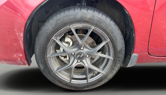 2023 Toyota Glanza E, Petrol, Manual, 75,548 km, Left Front Wheel