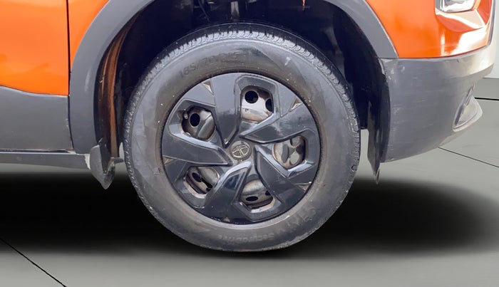 2022 Tata PUNCH ADVENTURE MT, Petrol, Manual, 56,972 km, Right Front Wheel