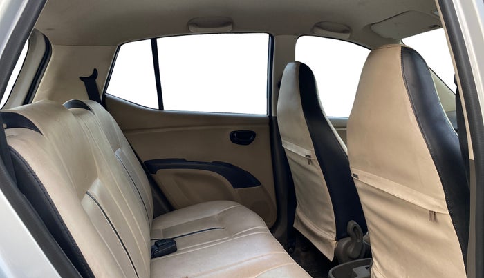 2014 Hyundai i10 MAGNA 1.1, Petrol, Manual, 76,750 km, Right Side Rear Door Cabin