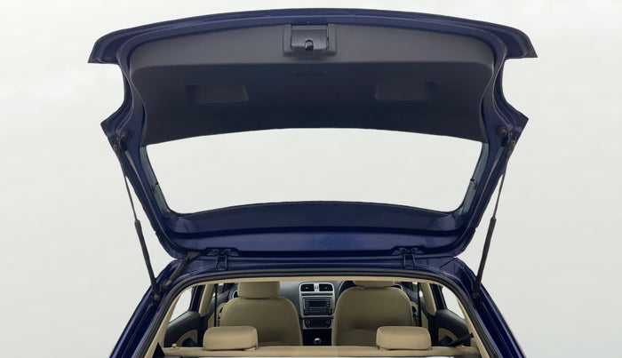 2015 Volkswagen Polo HIGHLINE1.2L, Petrol, Manual, 87,719 km, Boot Door Open