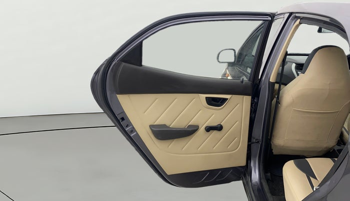 2017 Hyundai Eon MAGNA +, Petrol, Manual, 20,836 km, LHS Rear Door