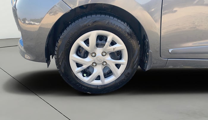 2019 Hyundai Grand i10 MAGNA 1.2 KAPPA VTVT, CNG, Manual, 79,602 km, Left Front Wheel