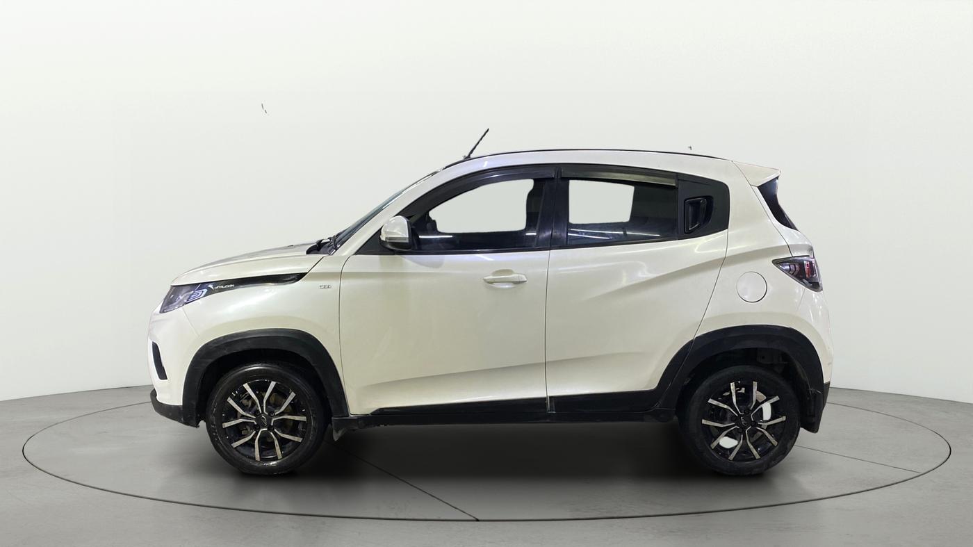 2017 Mahindra KUV 100 NXT K8 P 6 STR, Petrol, Manual, 99,858 km, Left Side