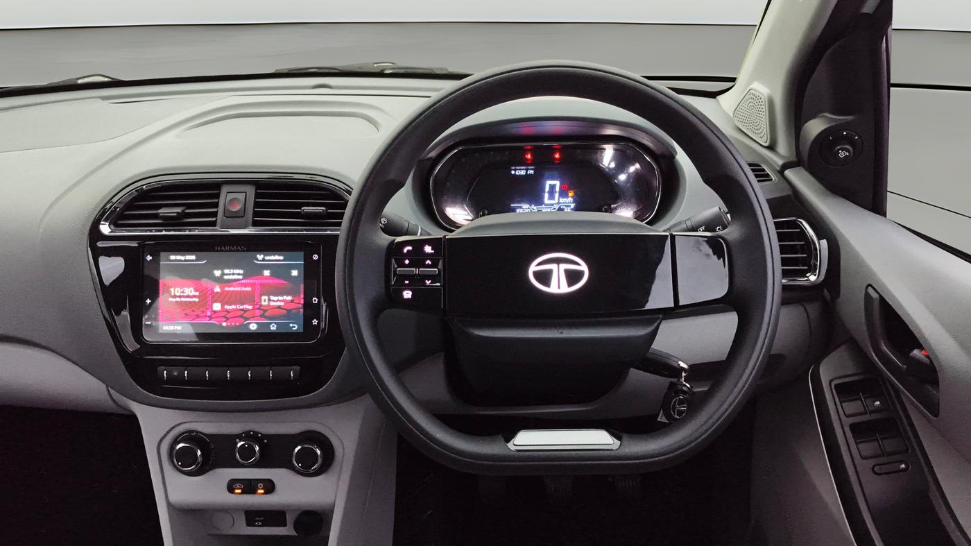 2025 Tata Tiago XT PETROL, Petrol, Manual, 11,252 km, Steering Wheel Close Up
