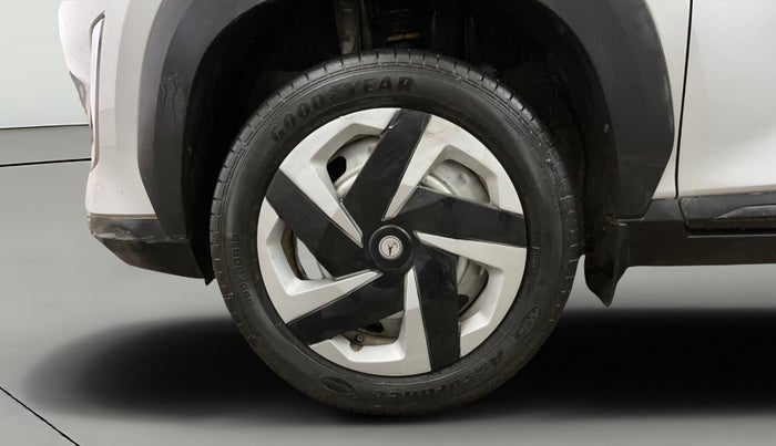2022 Nissan MAGNITE XE, Petrol, Manual, 49,724 km, Left Front Wheel